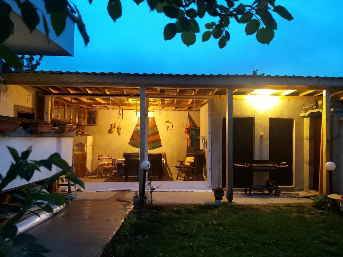 Вила Топи Kaloyanovo  Bagian luar foto
